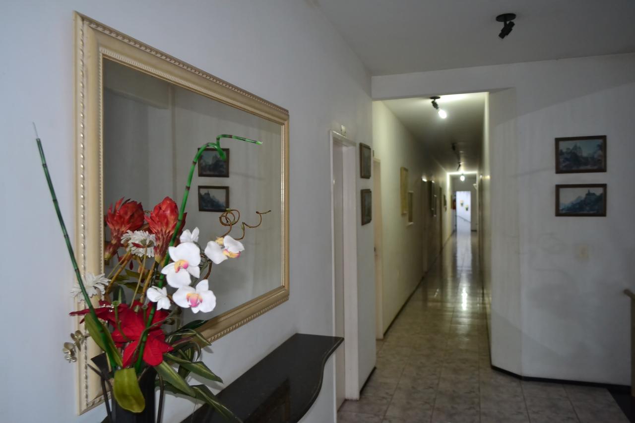 Real Hotel *